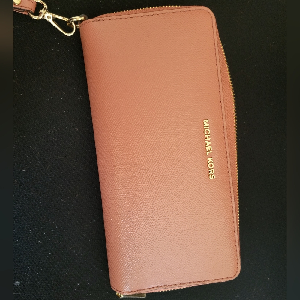Michael Kors Wallet/Wristlet